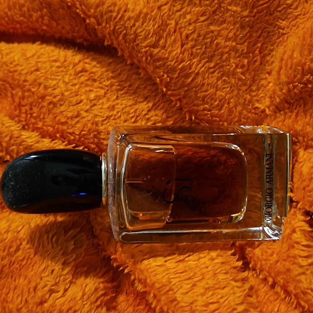 Si perfume